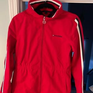 Nice ladies medium Hilfiger jacket. It’s cold, I’m willing to negotiate 🥶